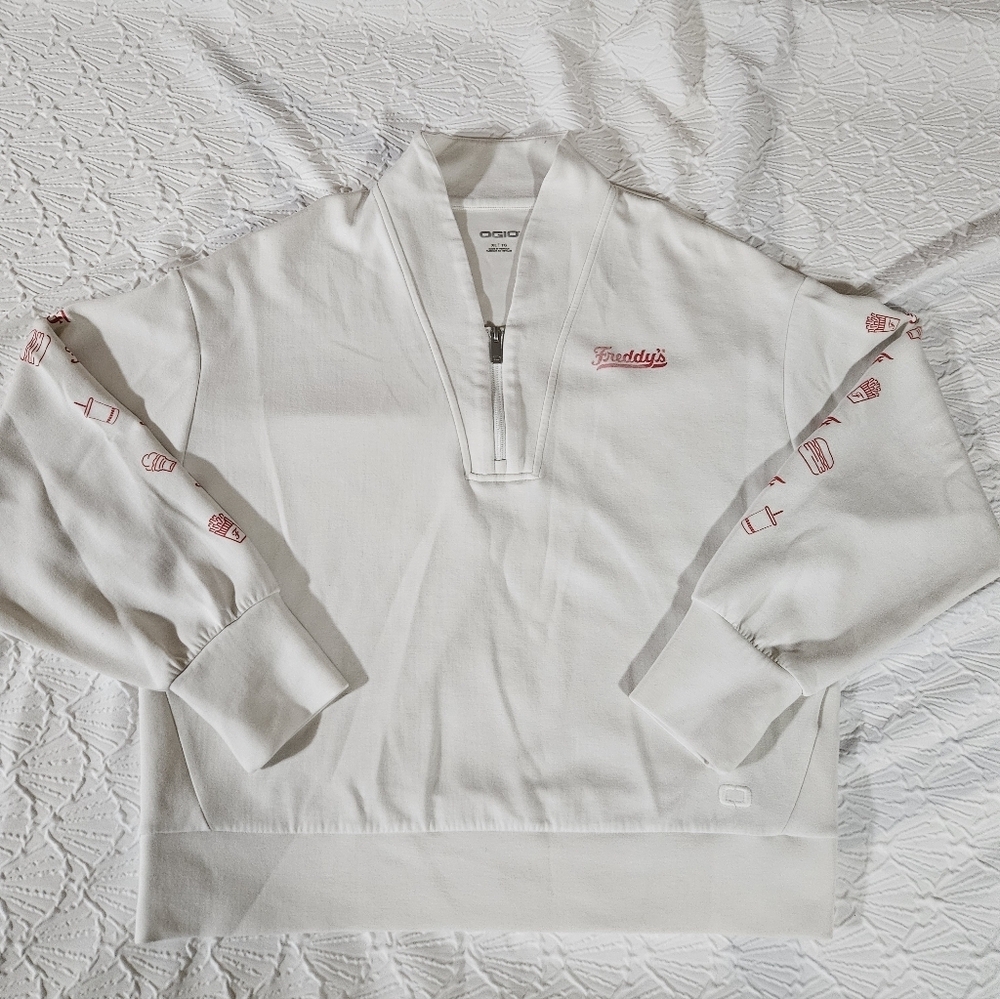 Ogio White Freddy's Famous Custard Half-Zip Pullover with Red Accent Size XL